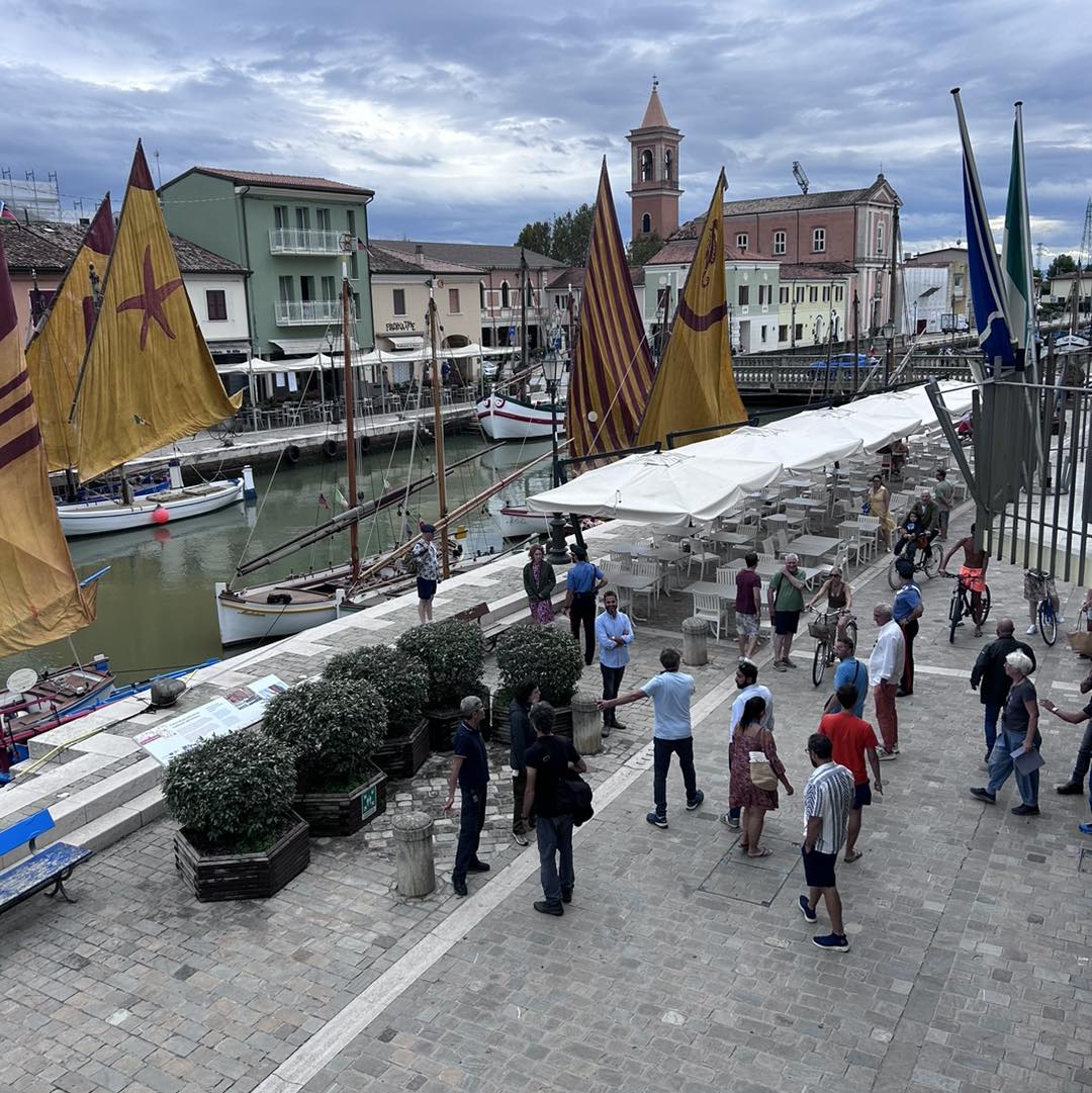 Cesenatico come un set, ma del film non trapela nulla